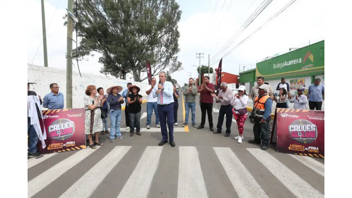 Con el Tren Capitalino de Pavimentación, Pepe Chedraui entrega rehabilitación vial en la colonia Vicente Guerrero