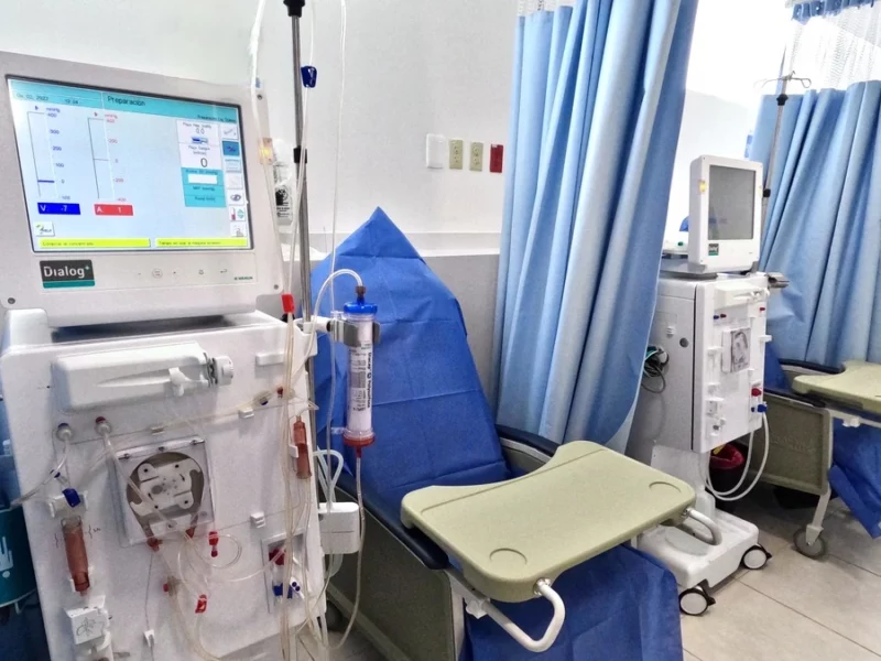 Proveedora del IMSS-Bienestar en Puebla vendía hemodiálisis de mil 500 pesos ¡en 32 mil!