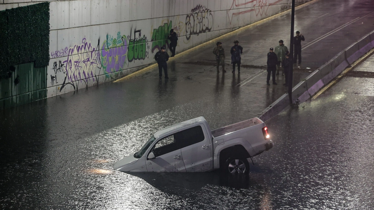 Basura, infraestructura hidráulica antigua y urbanización colapsaron el Centro Histórico de Puebla: Ibero