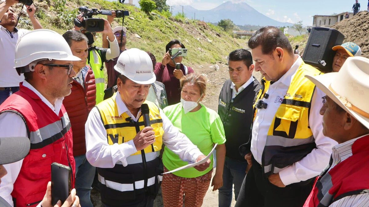 Armenta supervisa atención tras lluvias en Ciudad Serdán y garantiza reposición de daños