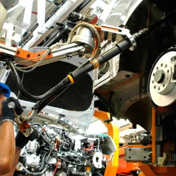 Manufactura sostiene la actividad industrial de Puebla