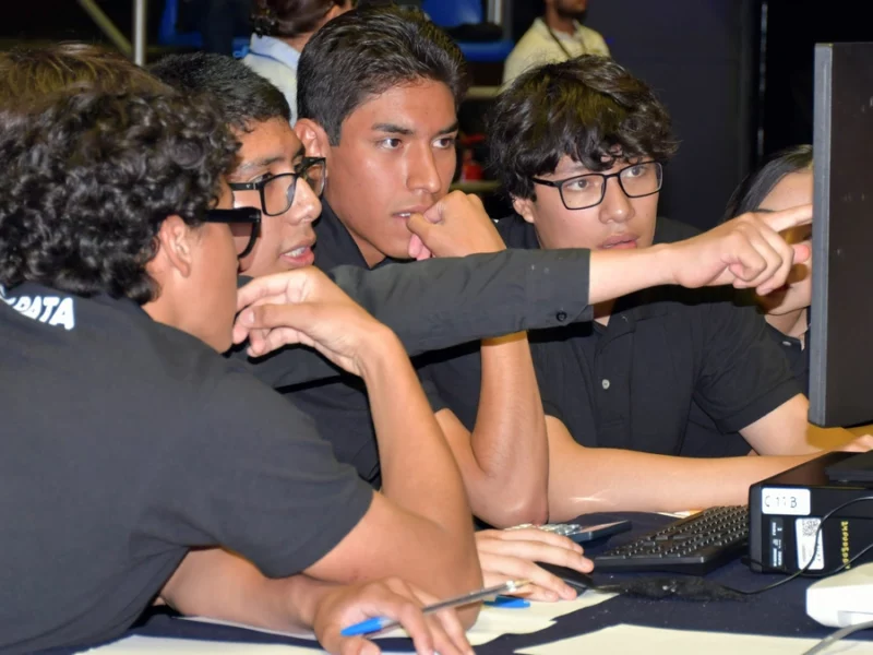Bachillerato 5 de Mayo gana Olimpiada del Conocimiento BUAP 2026