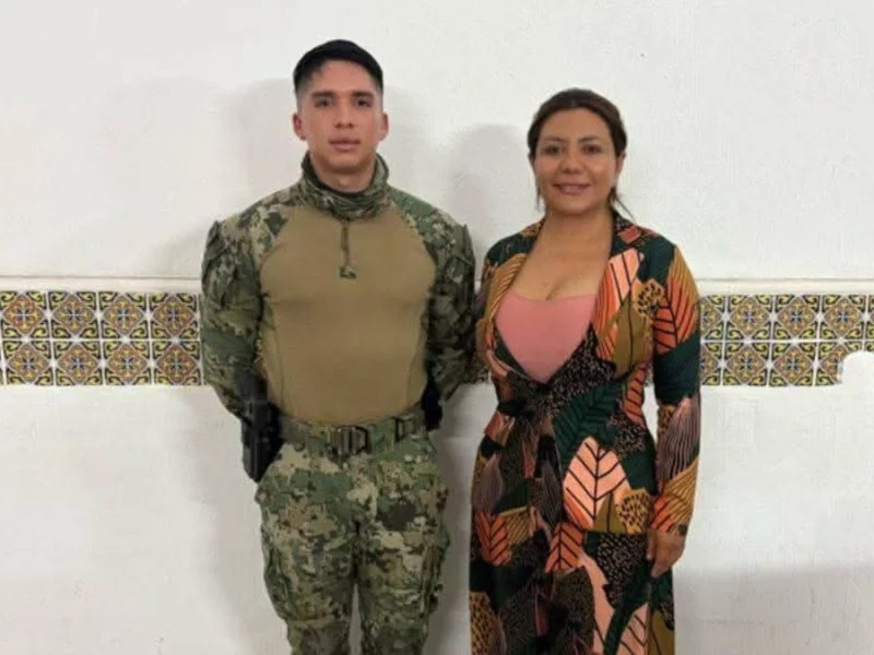 Cabildo de Acatlán destituye al titular de Seguridad y pobladores intentan tomar la presidencia