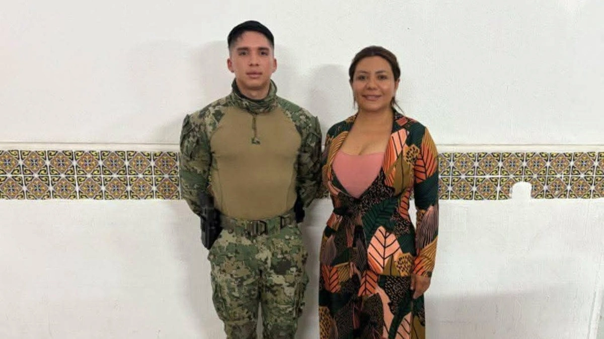 Cabildo de Acatlán destituye al titular de Seguridad y pobladores intentan tomar la presidencia