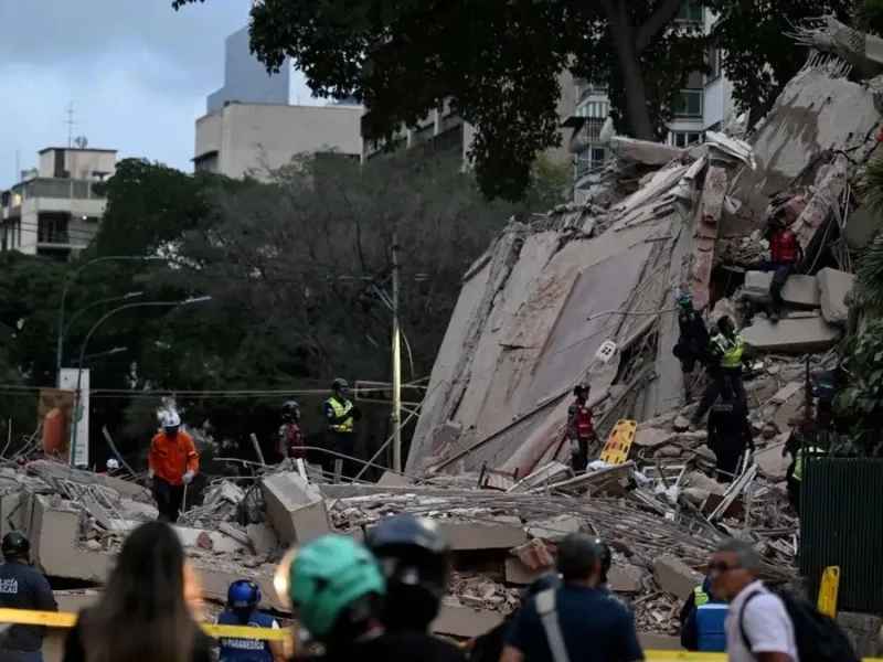 Sismo de magnitud 7.1 sacude Venezuela; reportan daños y posible tsunami