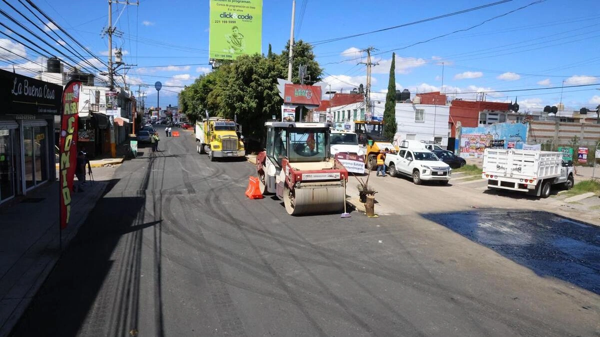 A principios de 2027 estarán listas las 100 vialidades que pavimentará Armenta en Puebla