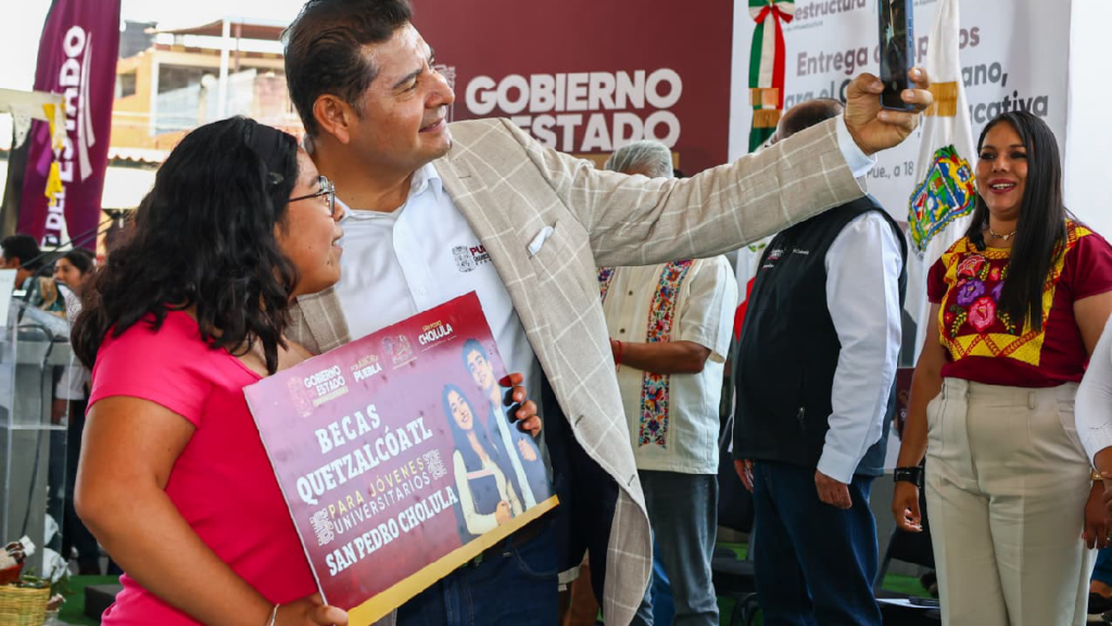 Anuncia Armenta la construcción de un Bachillerato Tecnológico en San Pedro Cholula.