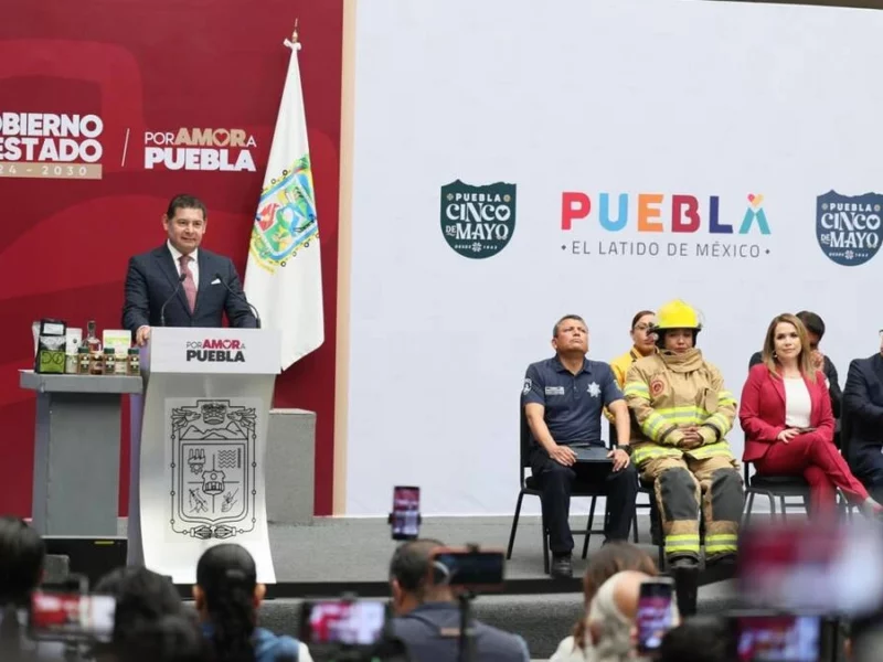 Funcionarios deben pagar de su bolsillo las fotomultas en Puebla: Armenta