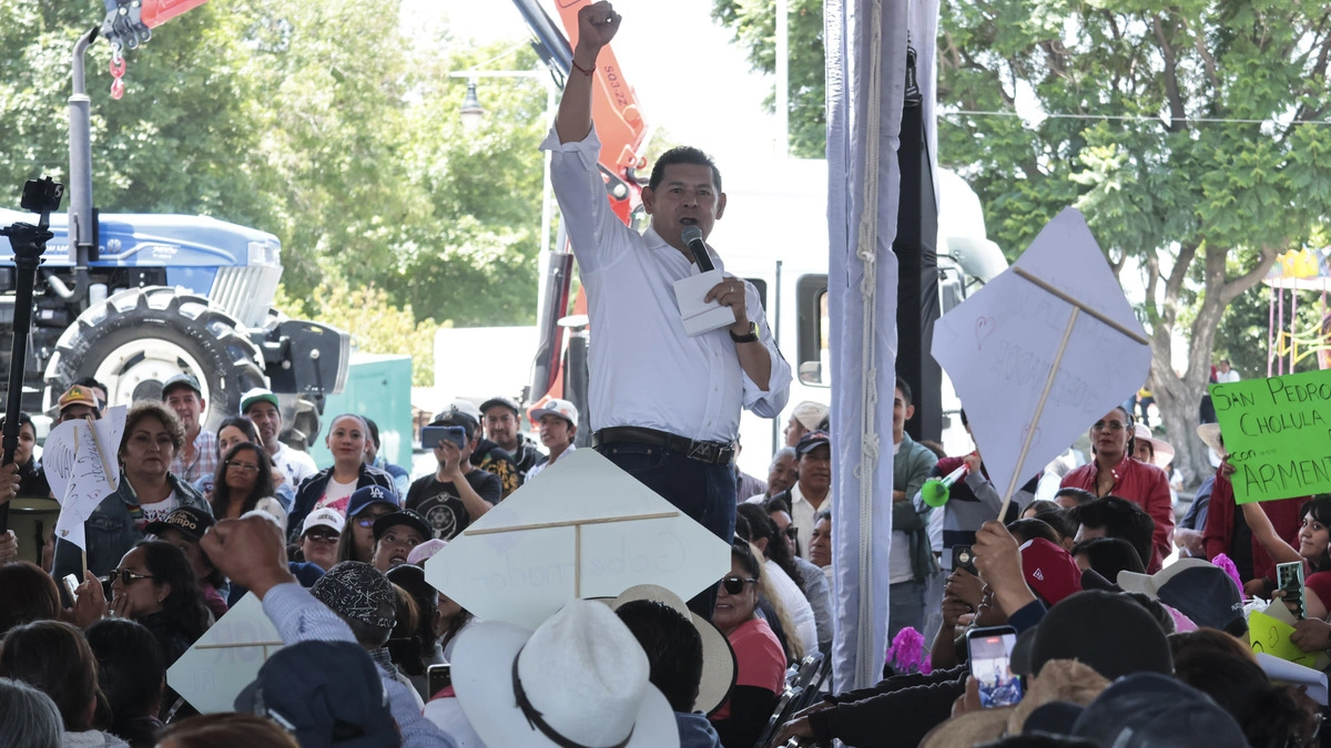 En gira, Armenta inaugura obras y hace anuncios en Puebla capital y cuatro municipios