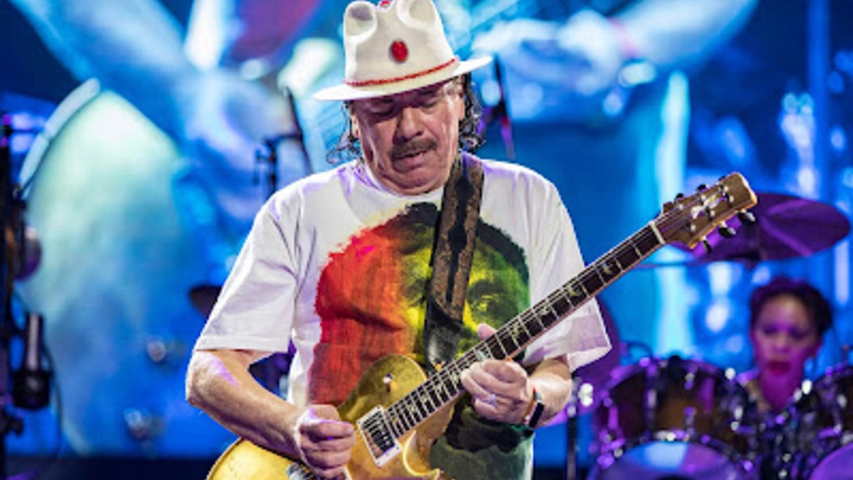 Carlos Santana celebra su cumpleaños número 79