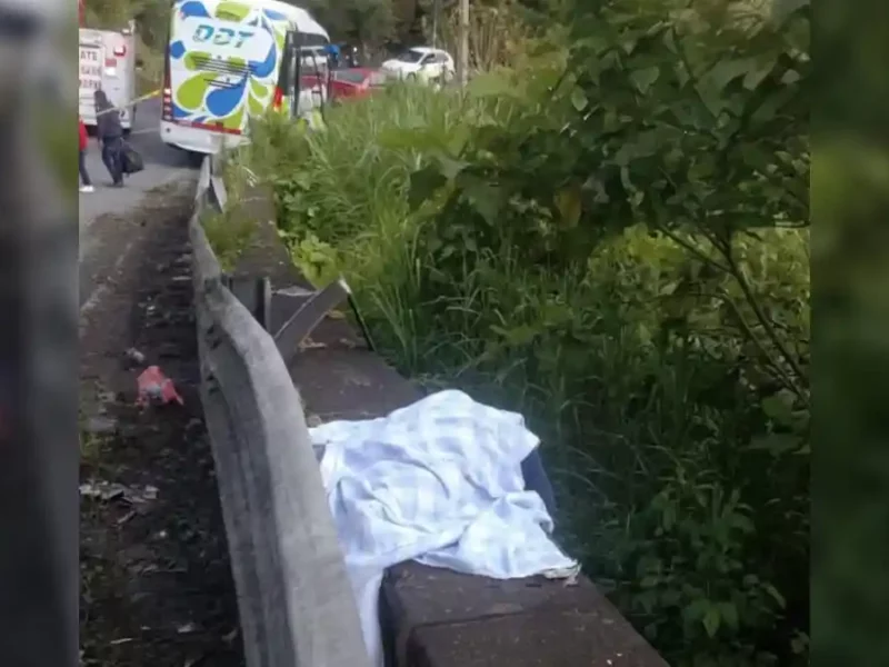 Menor muere y 15 personas resultan lesionadas tras choque en la México–Tuxpan