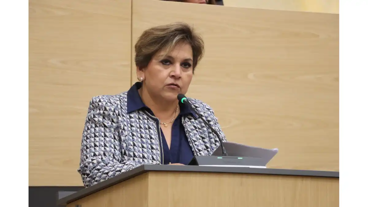 Diputado Elpidio Díaz presenta iniciativa para retirar la patria potestad a quienes obliguen a menores a trabajar o mendigar