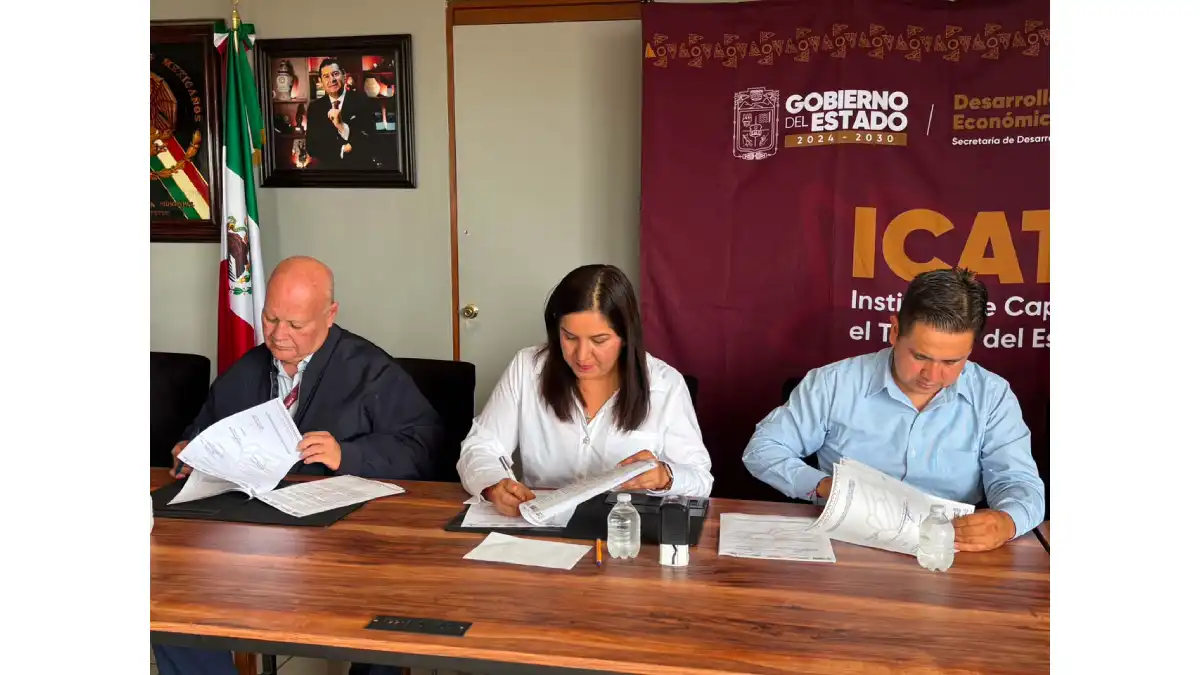 Firma de convenio DIF-ICATEP