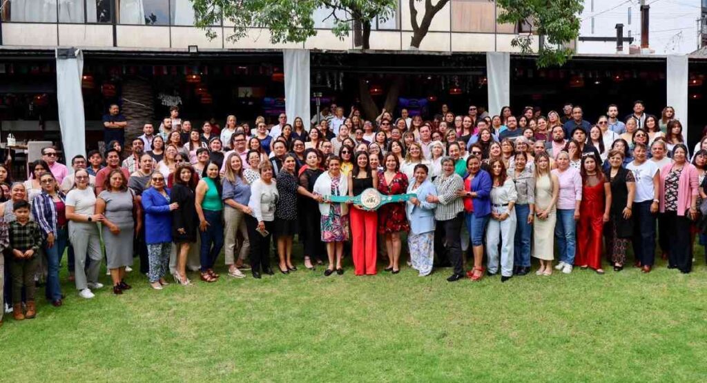 Gaby “La Bonita” Sánchez fortalece alianza con maestras y maestros de la Sección 23 del SNTE para impulsar el futuro de Puebla.