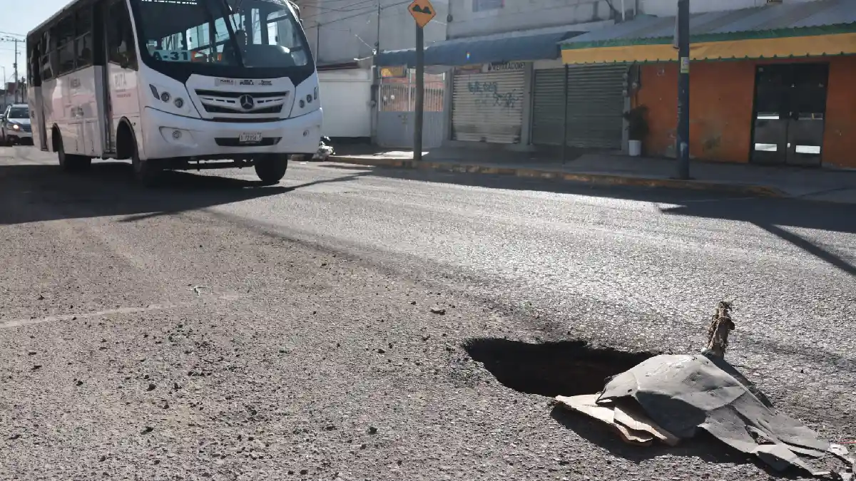 Van 17 socavones atendidos en Puebla capital este 2026