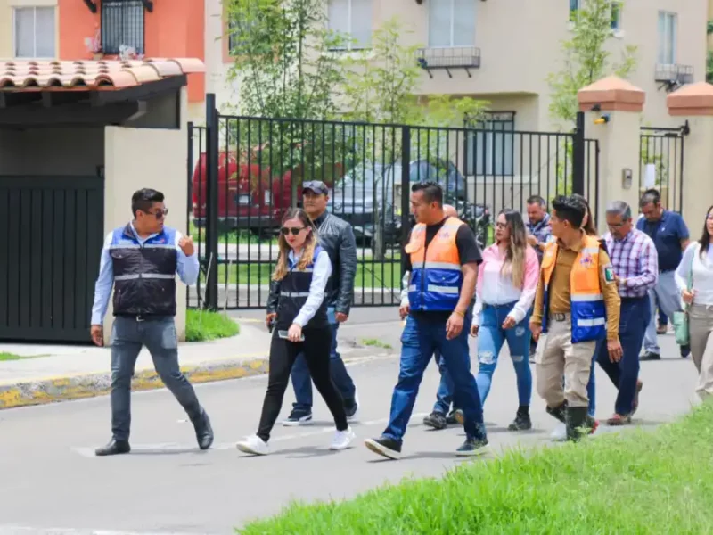 Evalúa Roberto Solís daños por lluvias en fraccionamientos de Huejotzingo; Habrá apoyo a familias