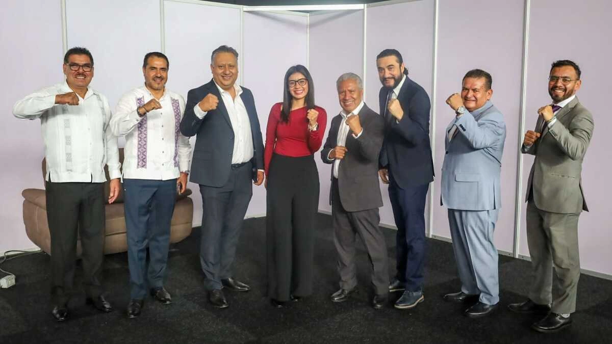 Gaby “La Bonita” Sánchez suma a liderazgos del SNTE en Puebla