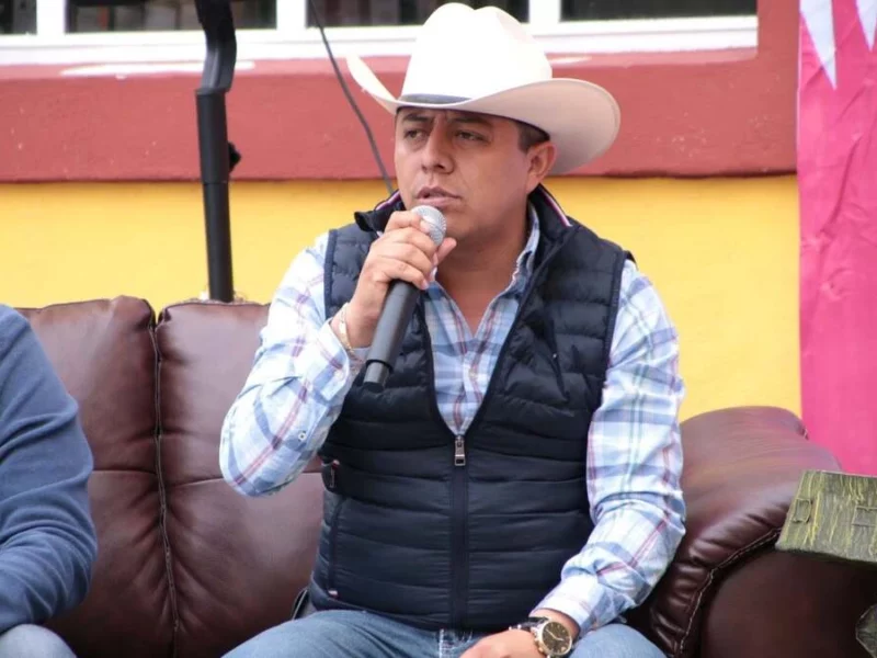 Exhiben al alcalde de Tepeyahualco ebrio durante concierto de Titanes de Durango
