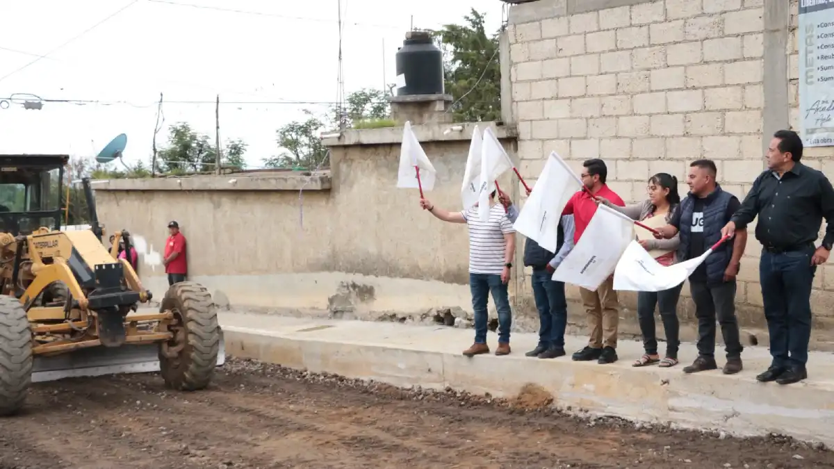 Obras con sentido social en Atlixco; Gobierno de Ariadna Ayala impulsa la construcción de la calle revolución