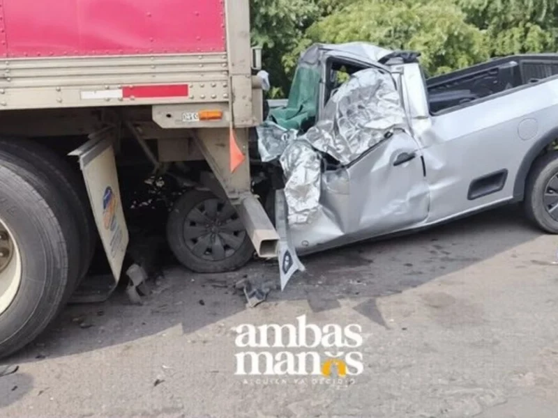 Mueren dos personas tras choque en la autopista México-Puebla