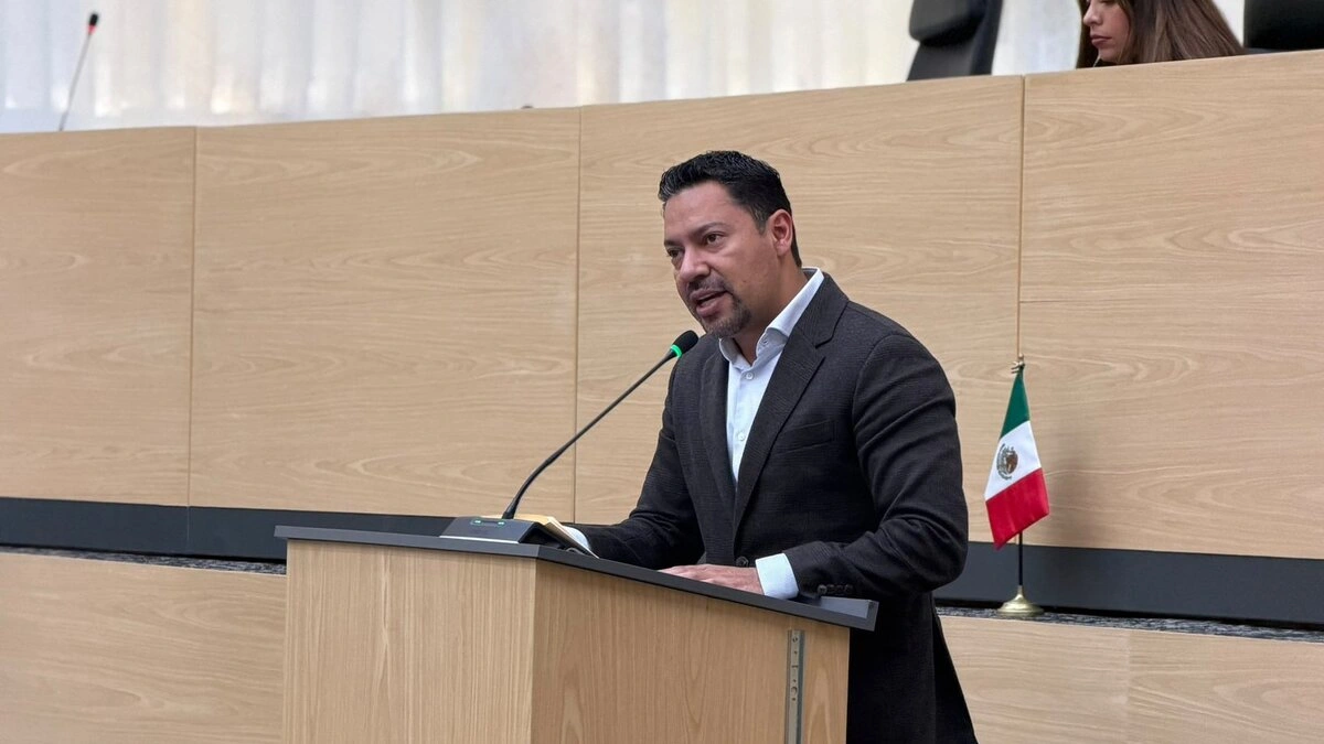 Villegas propone crear una comisión contra candidatos criminales en Puebla