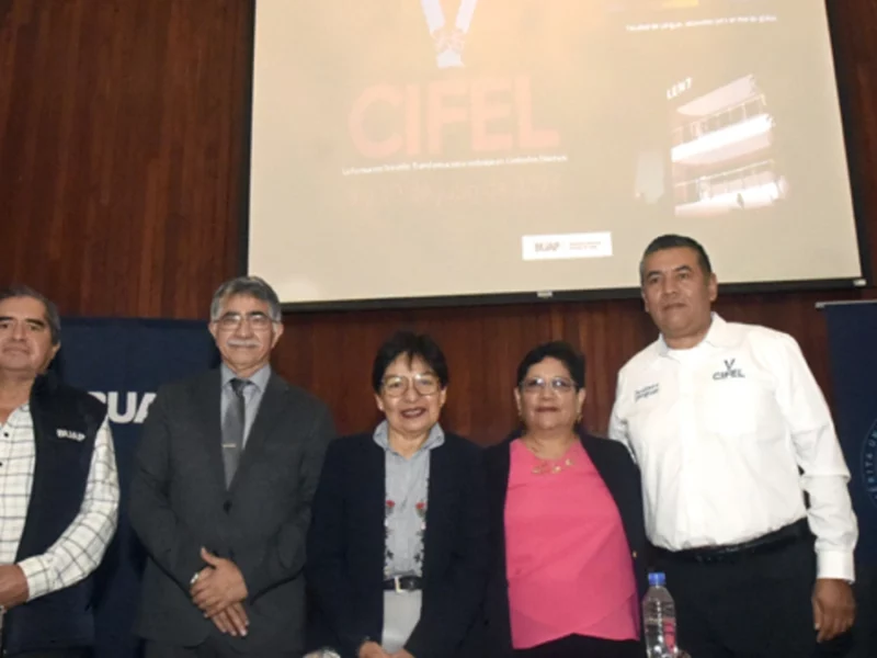Inaugura rectora Lilia Cedillo congreso internacional en la Facultad de Lenguas