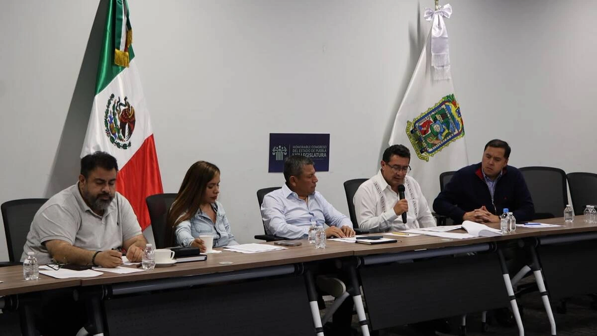 Analizan Congreso y SSP Puebla estrategia contra el narcomenudeo en escuelas