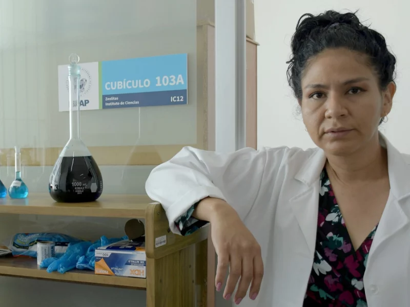 Desarrolla investigadora BUAP proyecto para remover contaminantes en cuerpos de agua