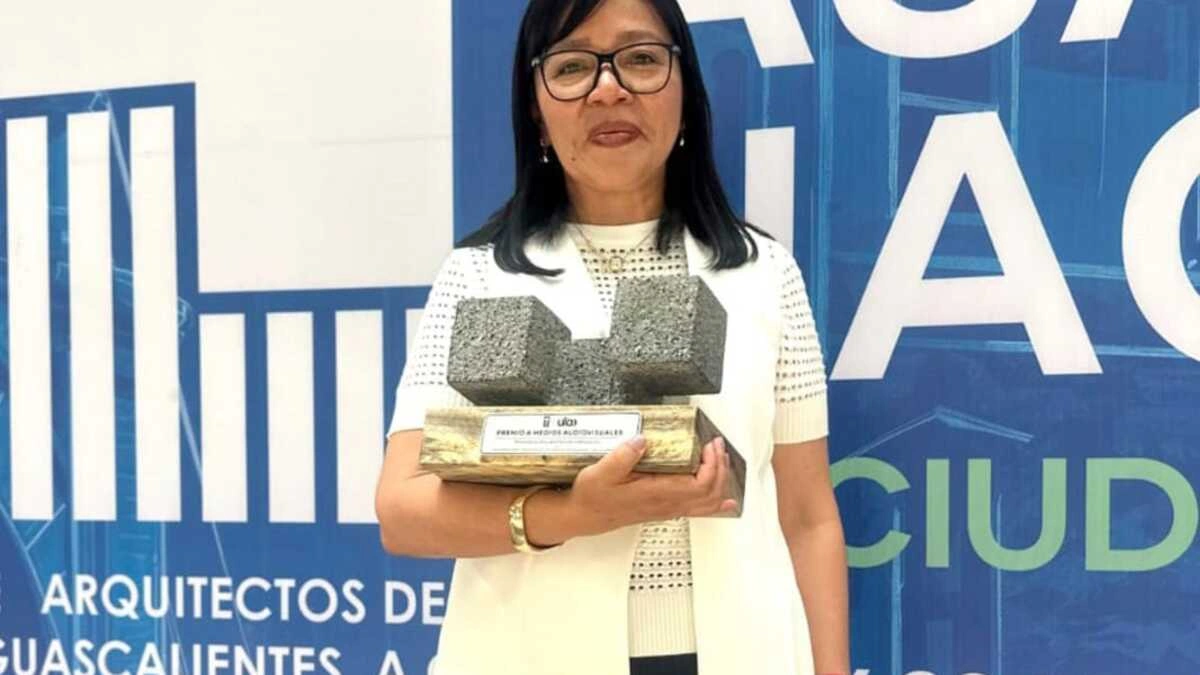 Gana estudiante BUAP dos Premios “Cubos de Oro” de la Unión Internacional de Arquitectos