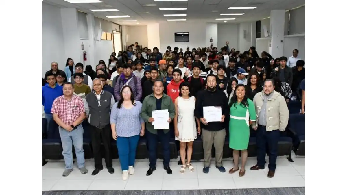 Impulsa UTH preservación del náhuatl para fortalecer la identidad cultural