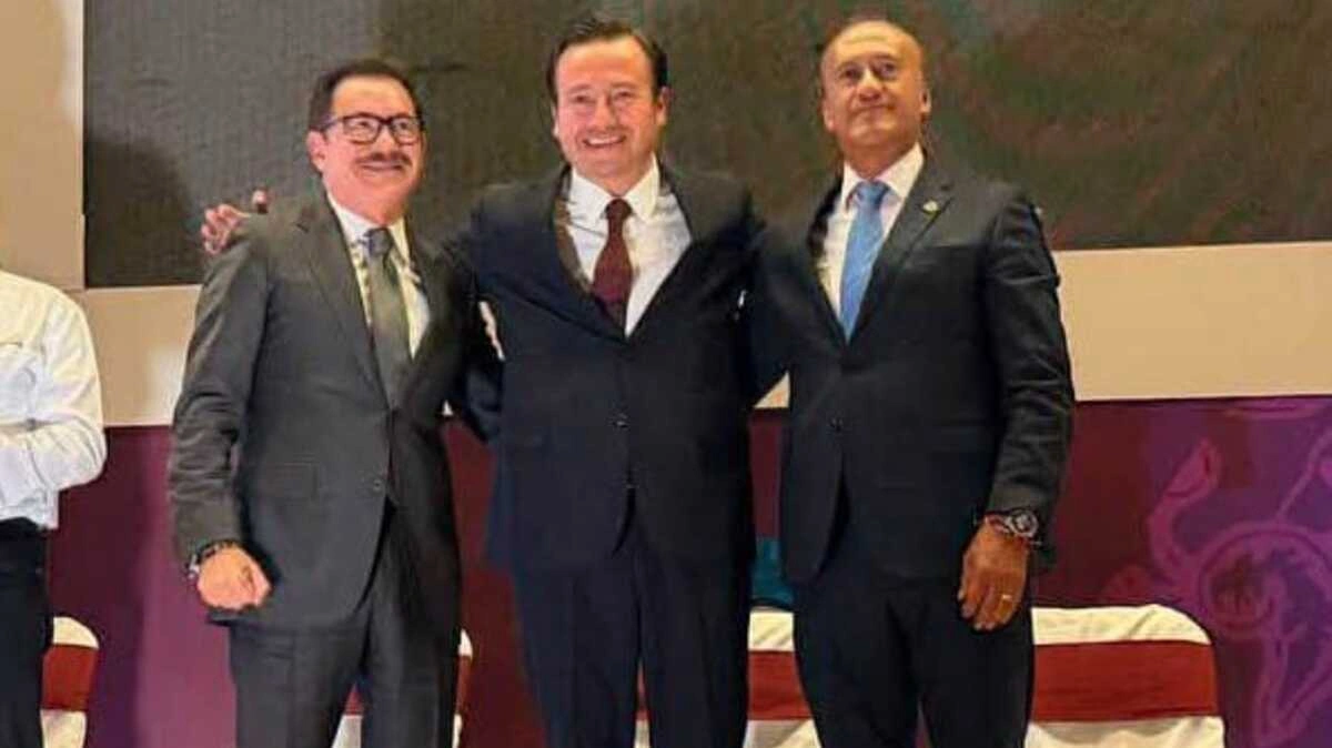 “El orgullo de mi nepotismo”: Nacho Mier afirma que su hijo es el mejor diputado federal de Puebla