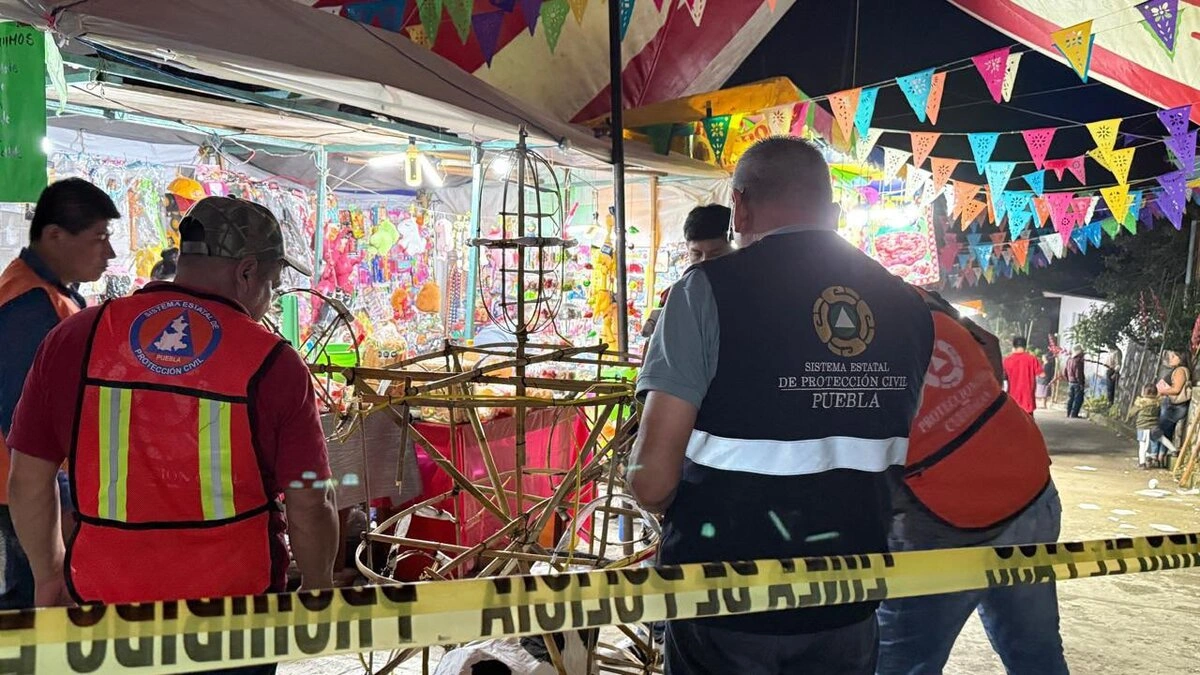 Explosión de pirotecnia deja 22 lesionados durante fiesta patronal en Cuetzalan