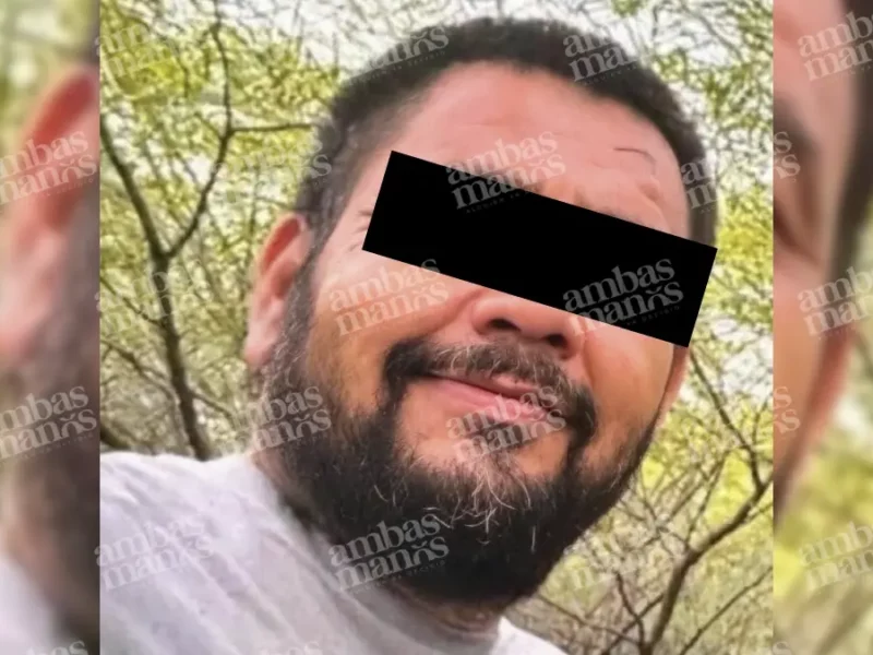 Profesor mata a su expareja y suegra frente a iglesia en Chiautla de Tapia