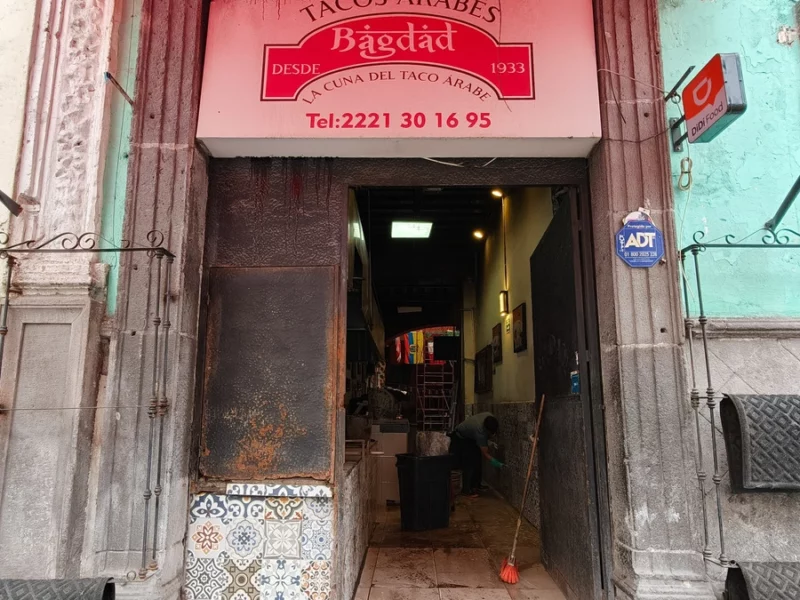 Cierra temporalmente la taquería Bagdad del Centro por los daños tras las lluvias